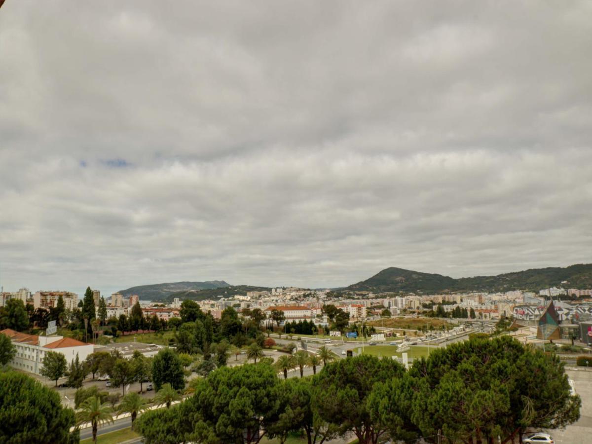 Ferienwohnung Balcony With View, Private Garage, An Elevator Setúbal Exterior foto