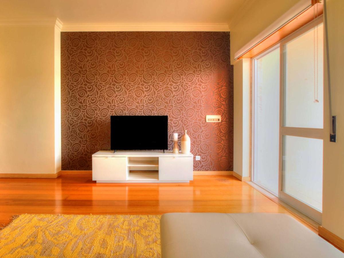 Ferienwohnung Balcony With View, Private Garage, An Elevator Setúbal Exterior foto